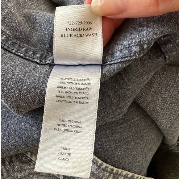 Rails Blue Acid Wash Ingrid Denim Button Collared Raw Hem Long Sleeve Shirt L - Picture 10 of 13